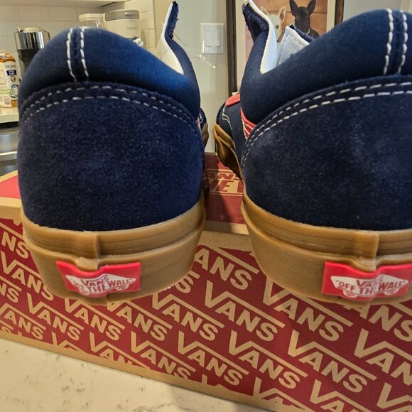 Vans Old Skool Shoes Dress Blues Chili Pepper Gum Bottom VN0A5KRFB09 Mens 10.5 - Picture 8 of 11